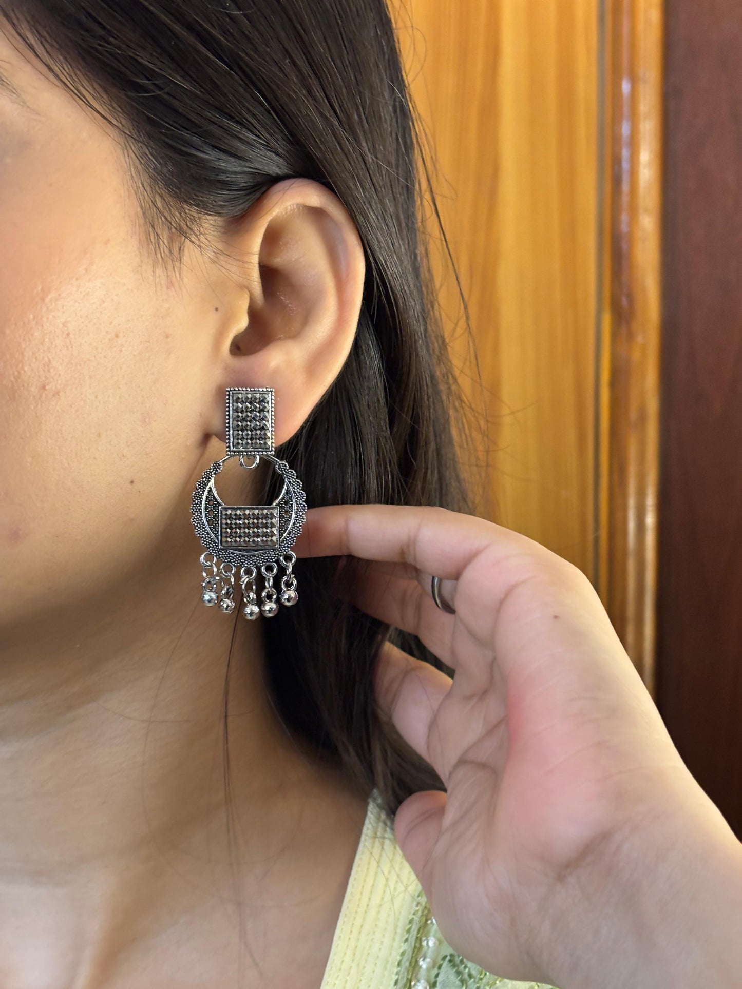 30-Piece Luxury Gift Hamper – “A Perfect Surprise for Her"